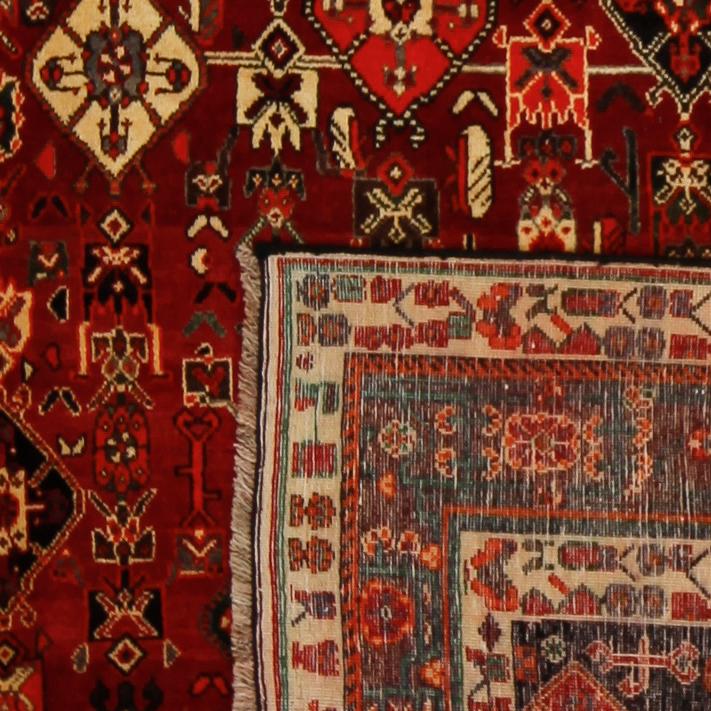 MATTA, Gashgai, ca 274 x 196 cm.