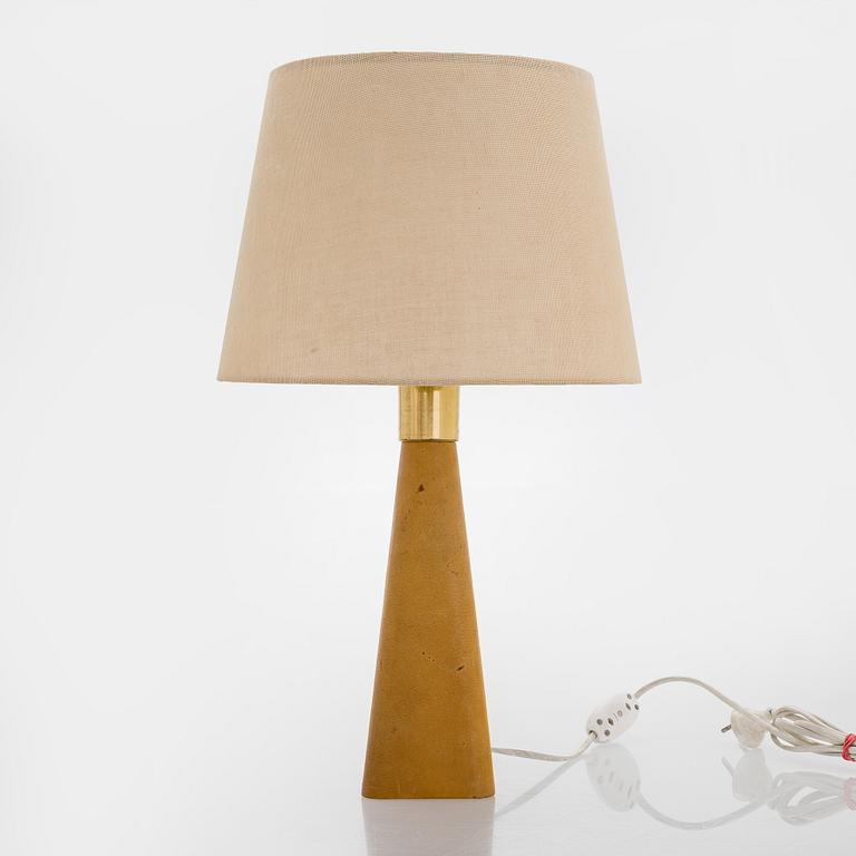 Lisa Johansson-Pape, a table lamp, model 3099, Stockmann Orno, mid 20th century.