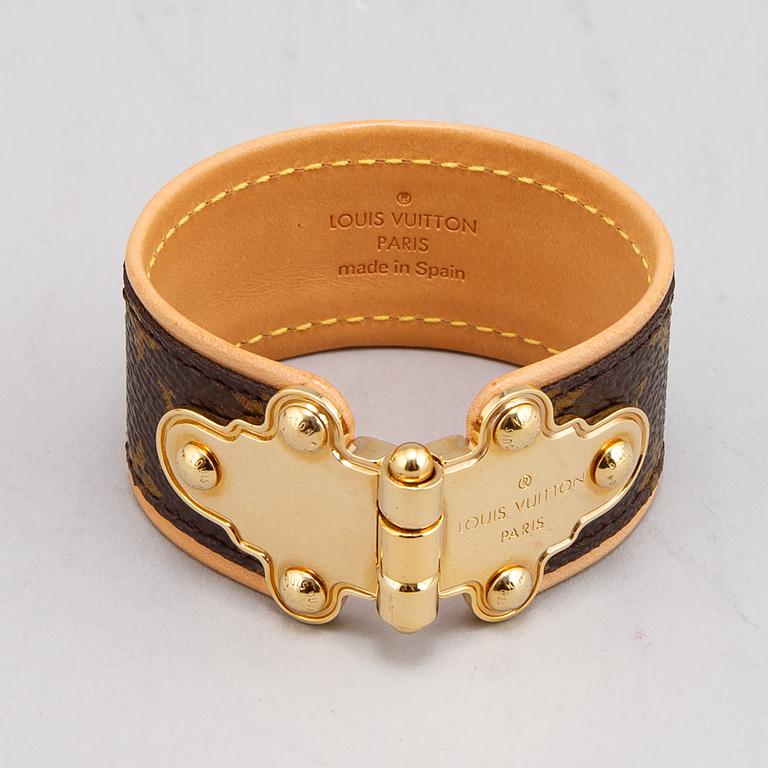 Louis Vuitton, a monogram canvas 'Save It' bracelet, 2011. Size 17.