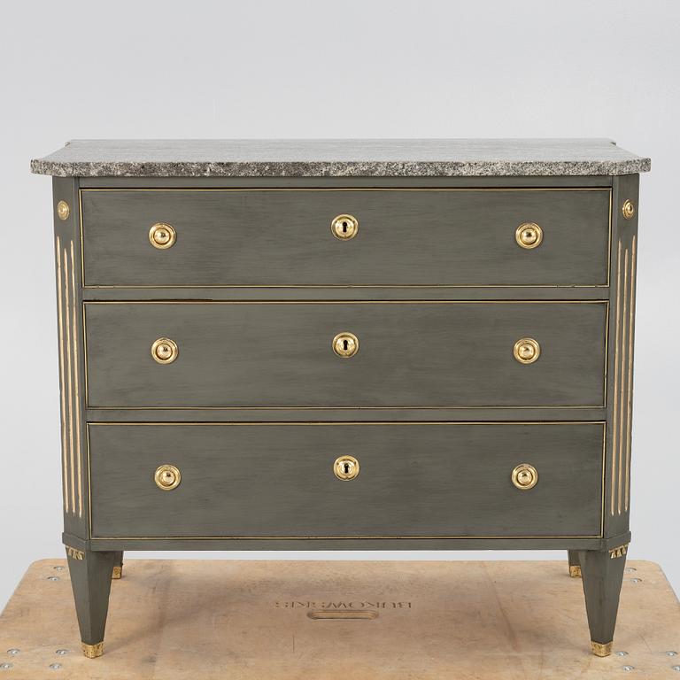 A Gustavian style chest of drawers, 20th century.