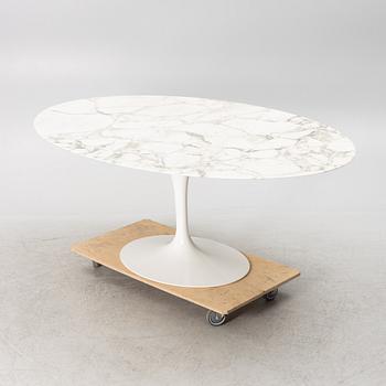 Eero Saarinen, a 'Tulip' dining table", Knoll Studio.
