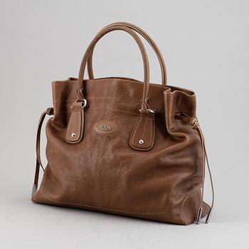 Tod's, a leather bag.