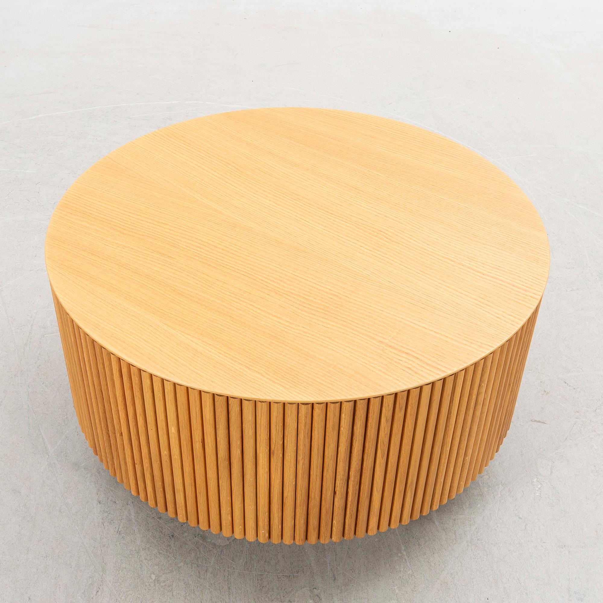 Anya Sebton och Eva Lilja Löwenhielm, soffbord, " Grand Palais" för  Asplund 2000-tal.