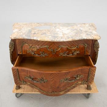 Chest of drawers in Louis XV style, mid-20th century.