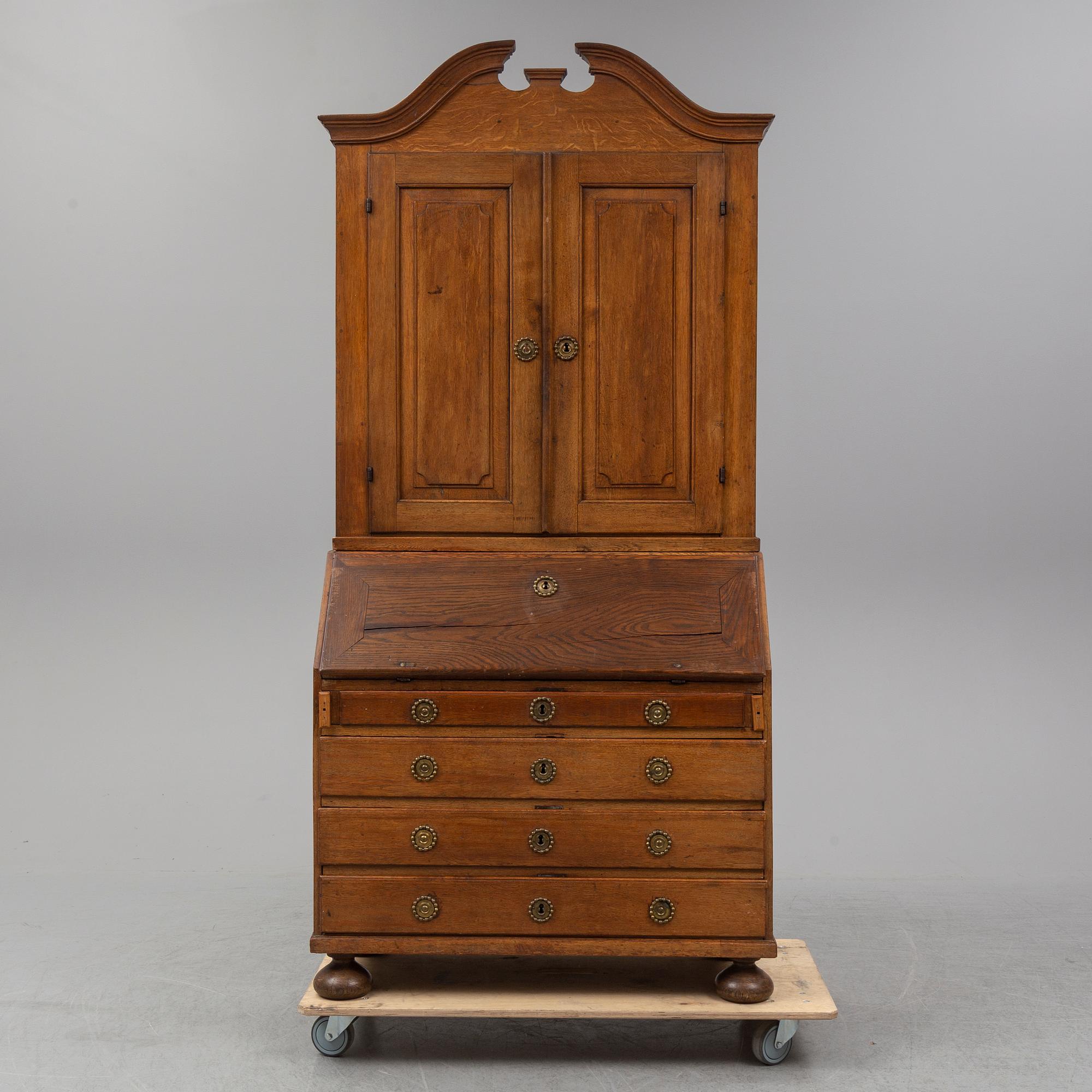 SKRIVSKÅP, Sverige, 1700-tal.