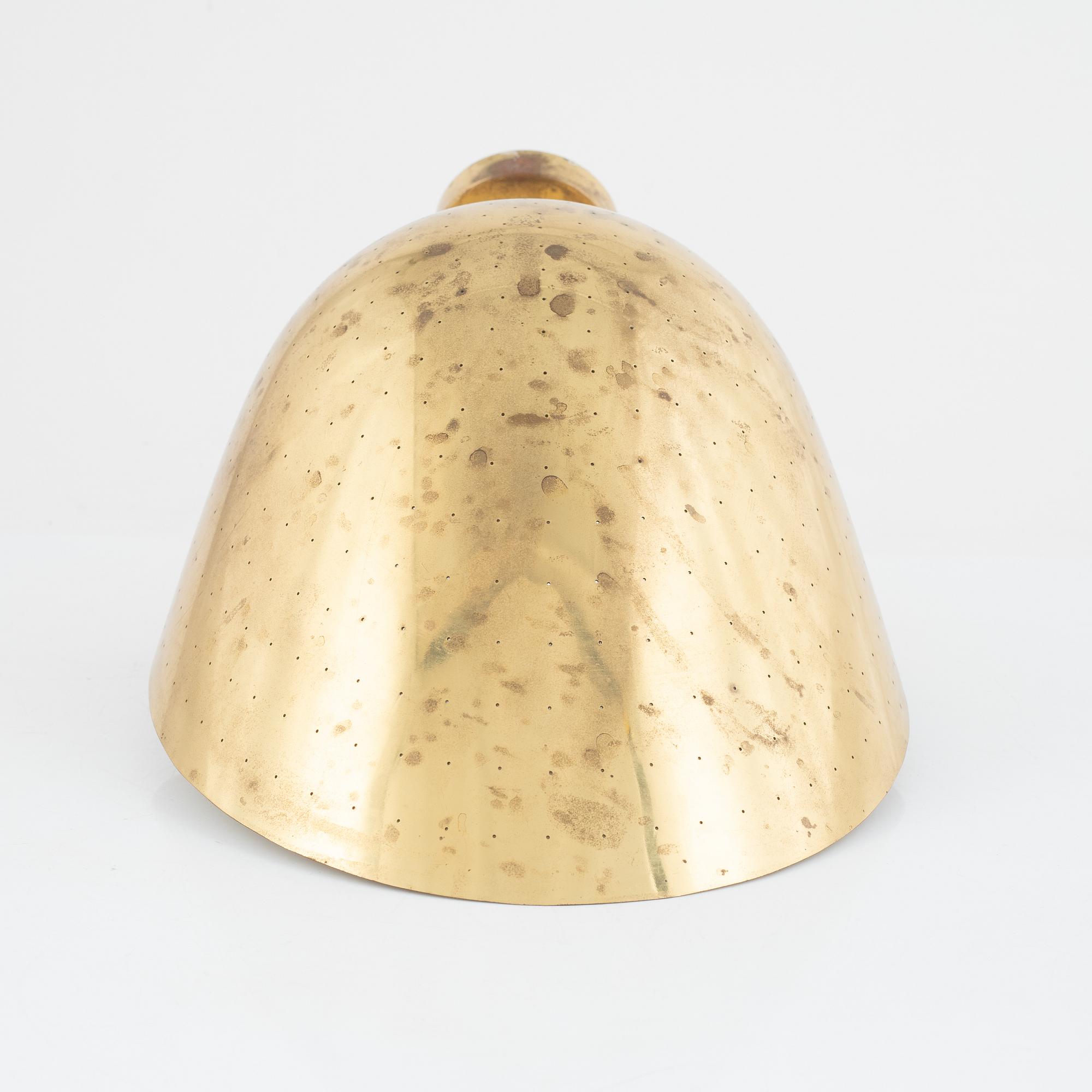 Carl-Axel Acking, a wall sconce model "5019", Bröderna Malmströms Metallvarufabrik, Malmö 1940s-50s.