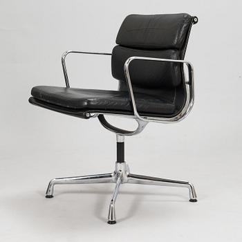 CHARLES & RAY EAMES, kontorsstol, "EA 208 Soft Pad Chair", Vitra.
