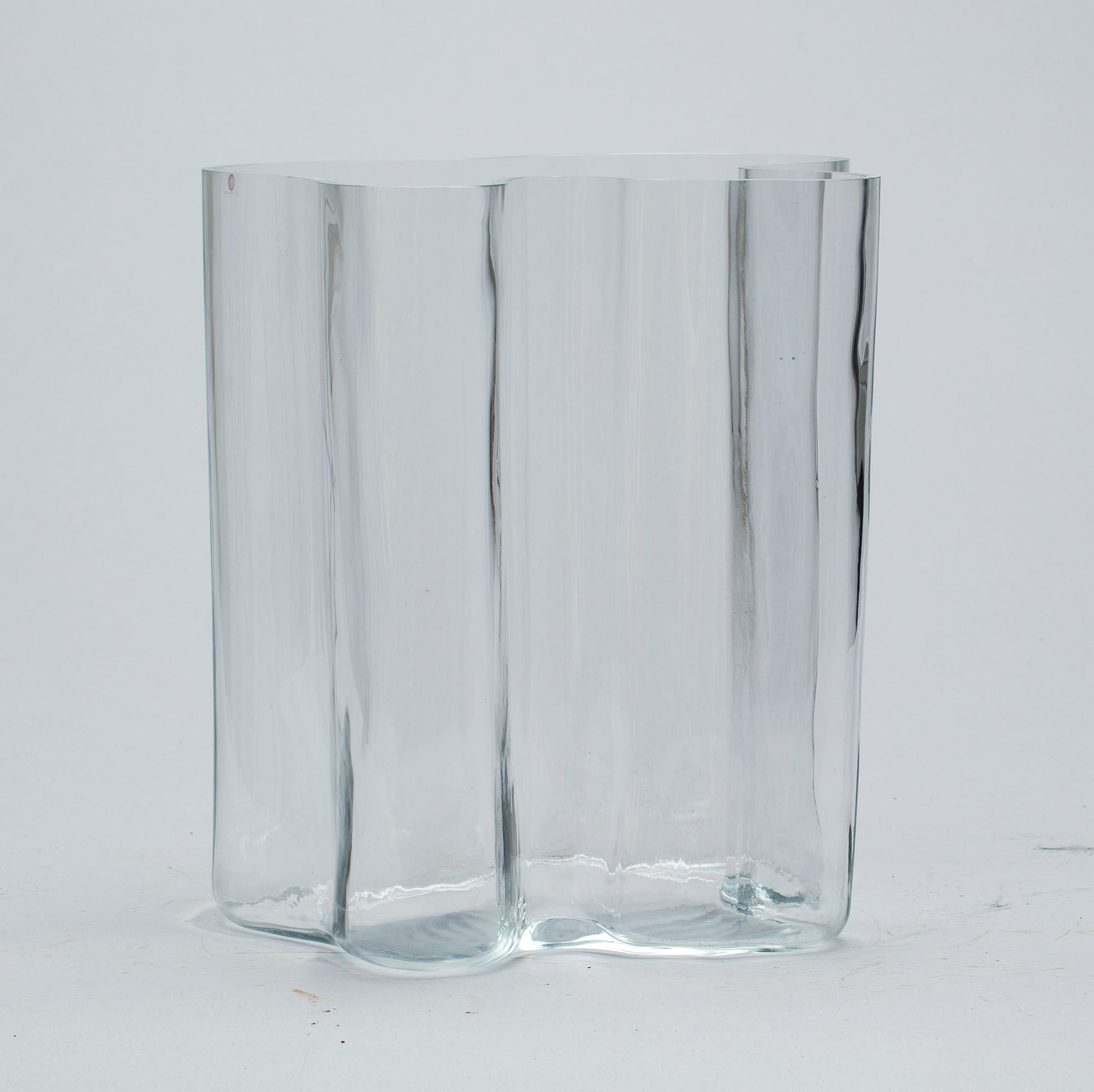 VAS, glas, Alvar Aalto, 15/1990.