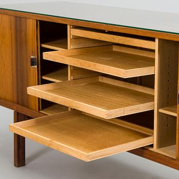 Hans J. Wegner, sideboard "President", modell RY-25, RY Möbler, Danmark 1960-tal.