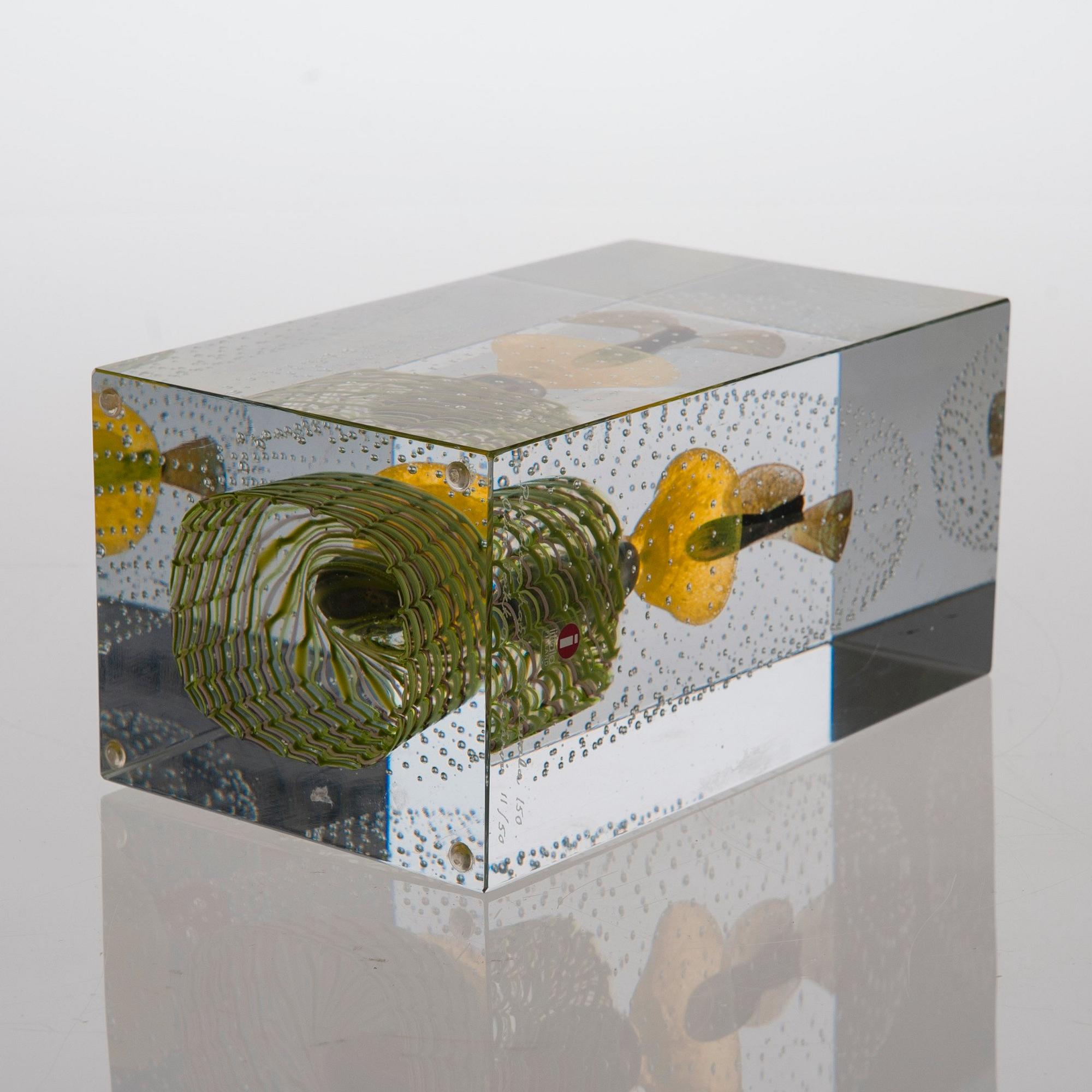 Oiva Toikka, A GLASS CUBE.