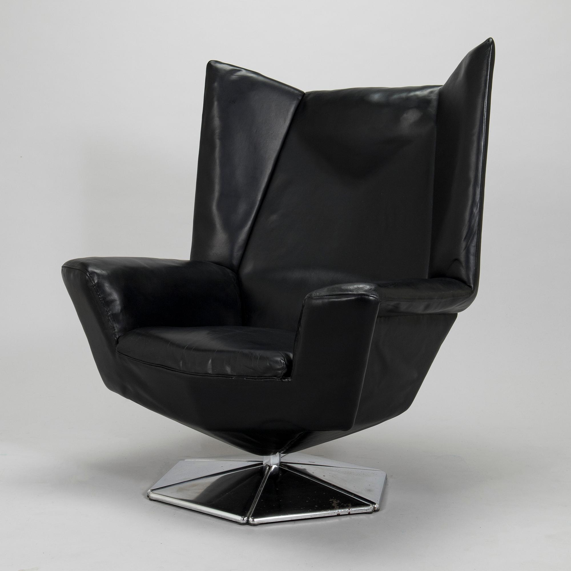 Voitto Haapalainen, fåtölj, "Prisma T-66", Tehokaluste Oy 1970-tal.