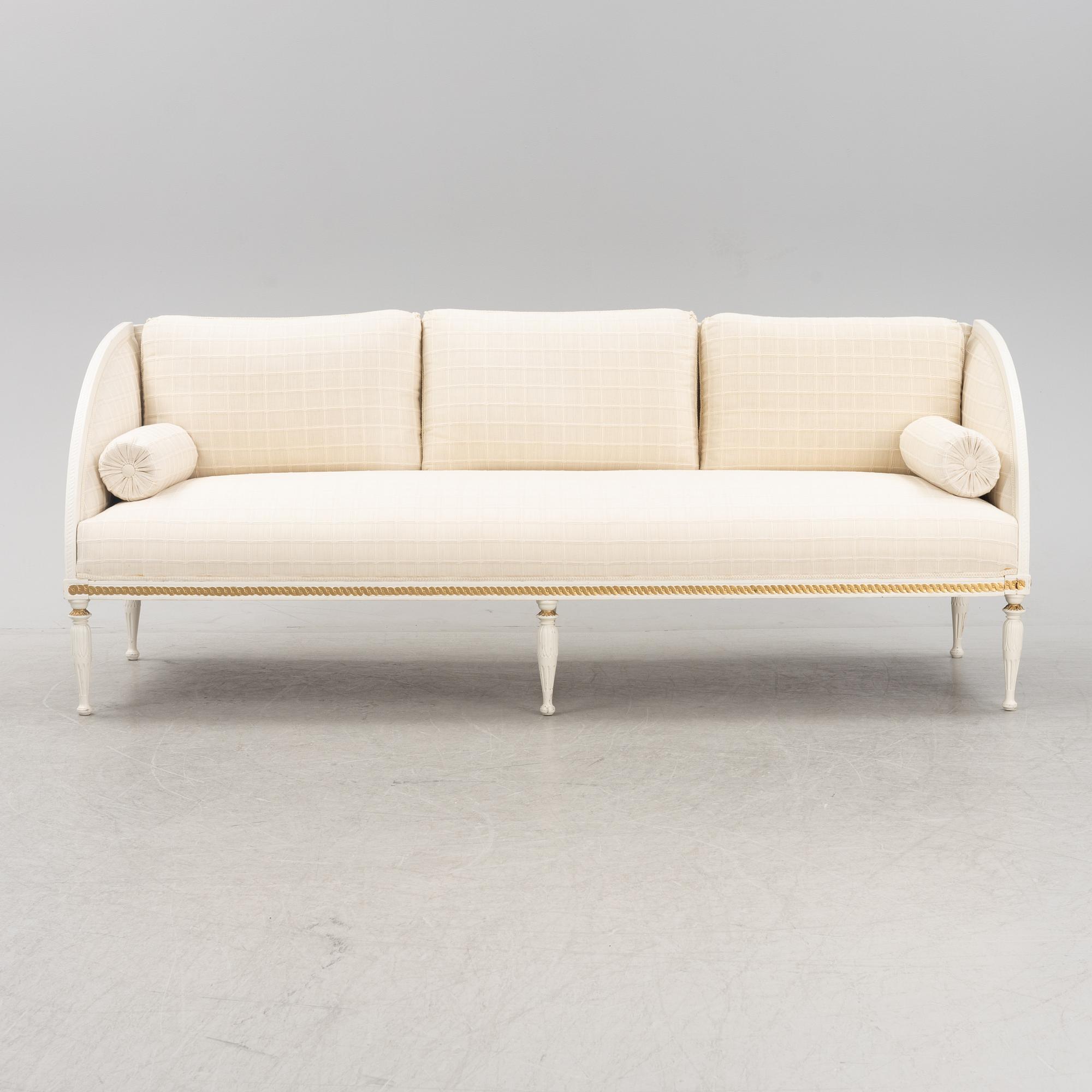 A late Gustavian sofa, around 1800.