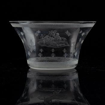 Edward Hald, an engraved glass bowl, Orrefors 1928, model 149.