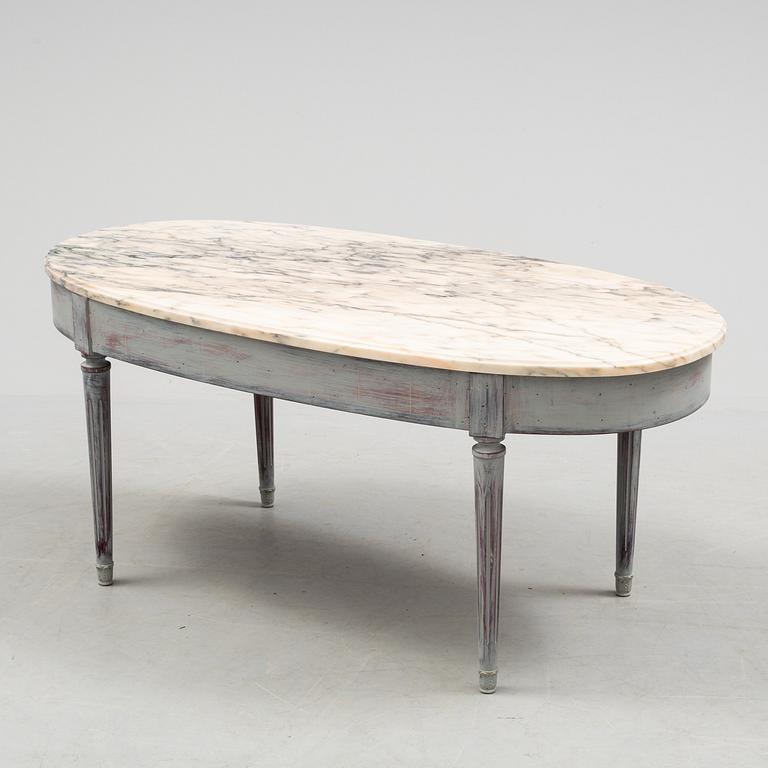 A swedish gustavian style coffee table from the late 20th century.