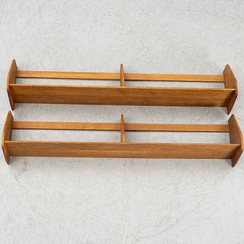 Hans J. Wegner, a pair of oak shelves, Ry Möbler, Denmark, 1950's/60's.