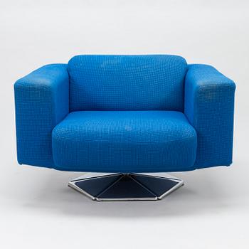 VOITTO HAAPALAINEN, nojatuoli "Prisma", Tehokalusto 1972.