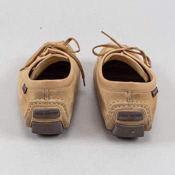 Louis Vuittion, a pair of suede shoes, size 37.