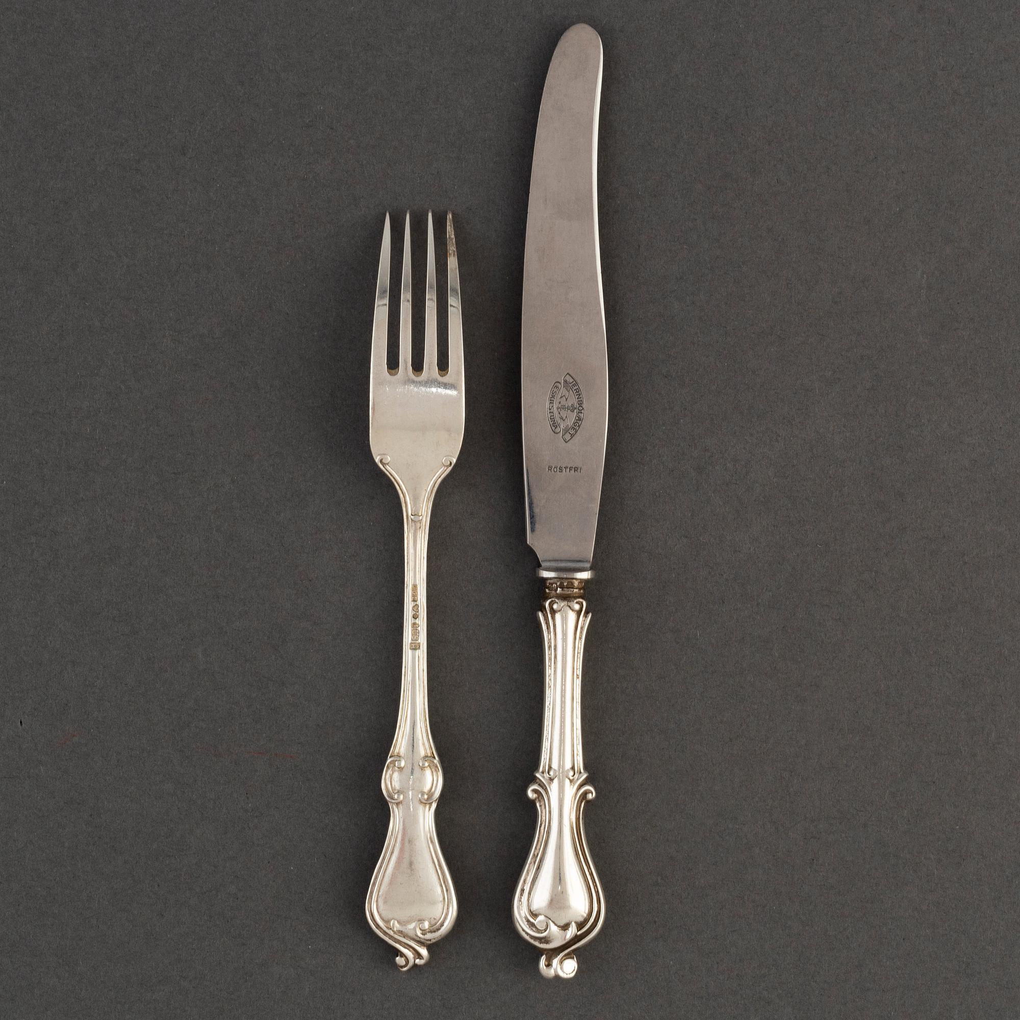 12+12 psc silver cutlery model 'Adlerstråhle', A Lundström Lund and CG Hallberg Stockholm 1936-50.