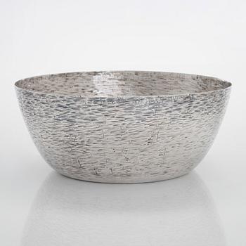 Tapio Wirkkala, a sterling silver punch bowl, Kultakeskus, Hämeenlinna 1971.