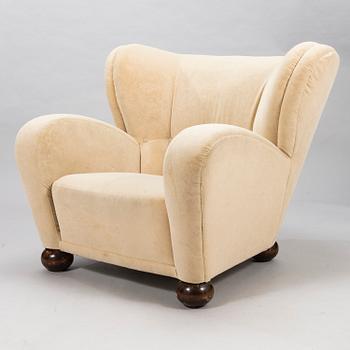 MÄRTA BLOMSTEDT,  an 'Aulanko-model' armchair. Designed in 1939.