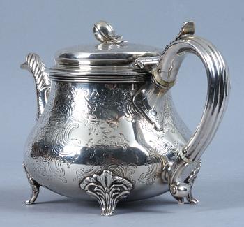 KAFFEKANNA, silver, England, otydl stämplar. 828 gram.