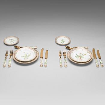 333. A Royal Copenhagen 'Flora Danica' dinner set for two, Denmark, 20th Century (12 pieces).