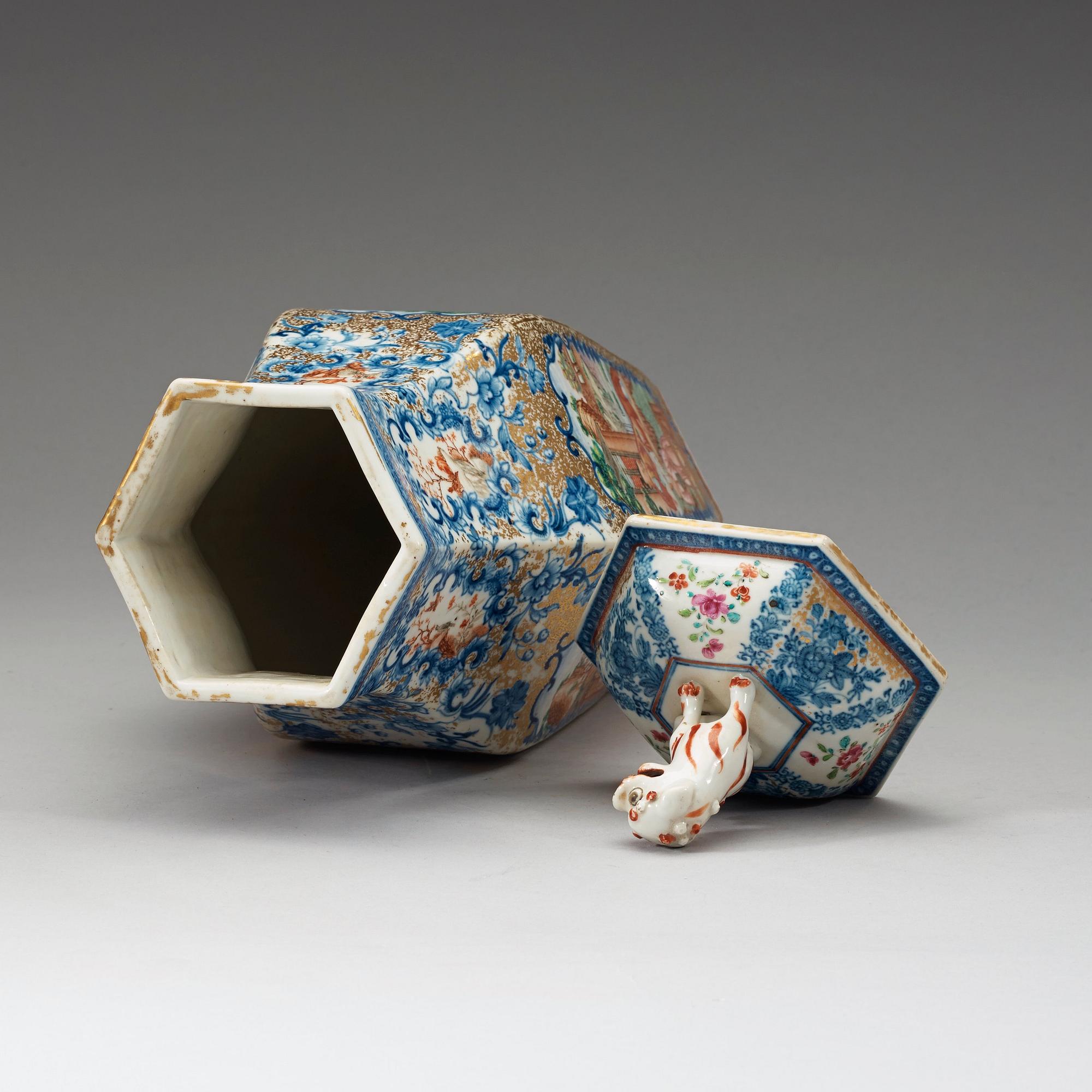 A finely painted famille rose jar with cover, Qing dynasty, Qianlong 1736-1795).