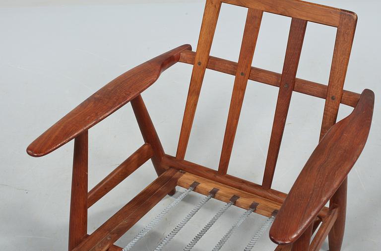 KARMSTOL, "GE-240"/"Cigarren", Hans J Wegner, 1900-talets andra hälft.