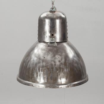 TAKLAMPA, industrimodell. 1900-tal.