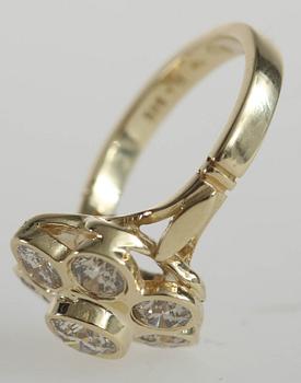 RING, 14k guld med 6 st briljantslipade diamanter, tot ca 2 ct.