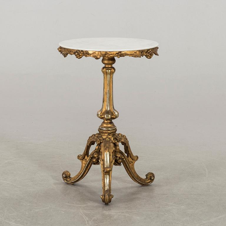 BORD nyrokoko 1800-talets andra hälft.