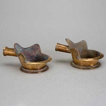 STRYKJÄRN, ett par mässing. Kina, 1700-/1800-tal.