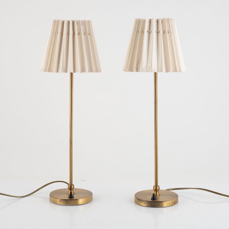 Josef Frank, a pair of model '2332' table lamps, Firma Svenskt Tenn.
