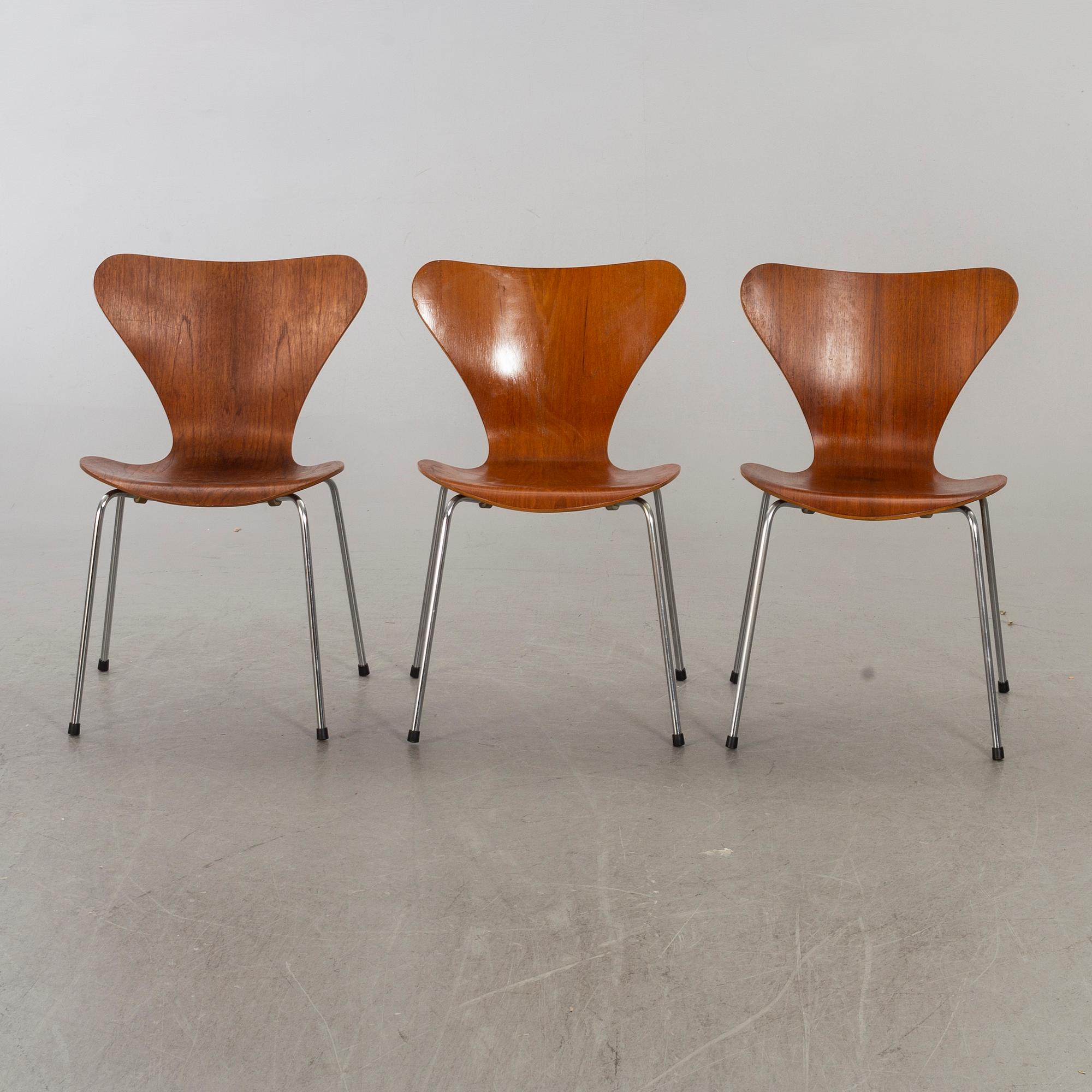 ARNE JACOBSEN, stolar 5 st "Sjuan för Fritz Hansen Danmark sent 1900-tal.