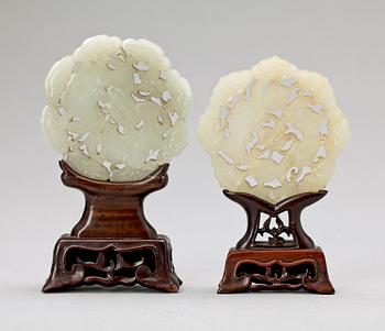 PLAKETTER, 2 st,  Nefrit, Kina.