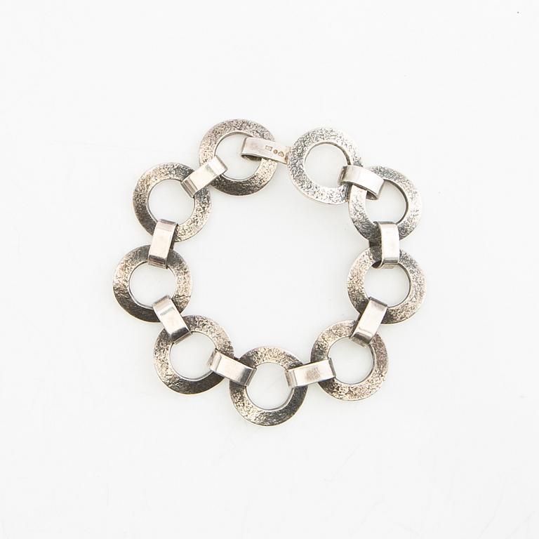Bracelet, silver, 1970.