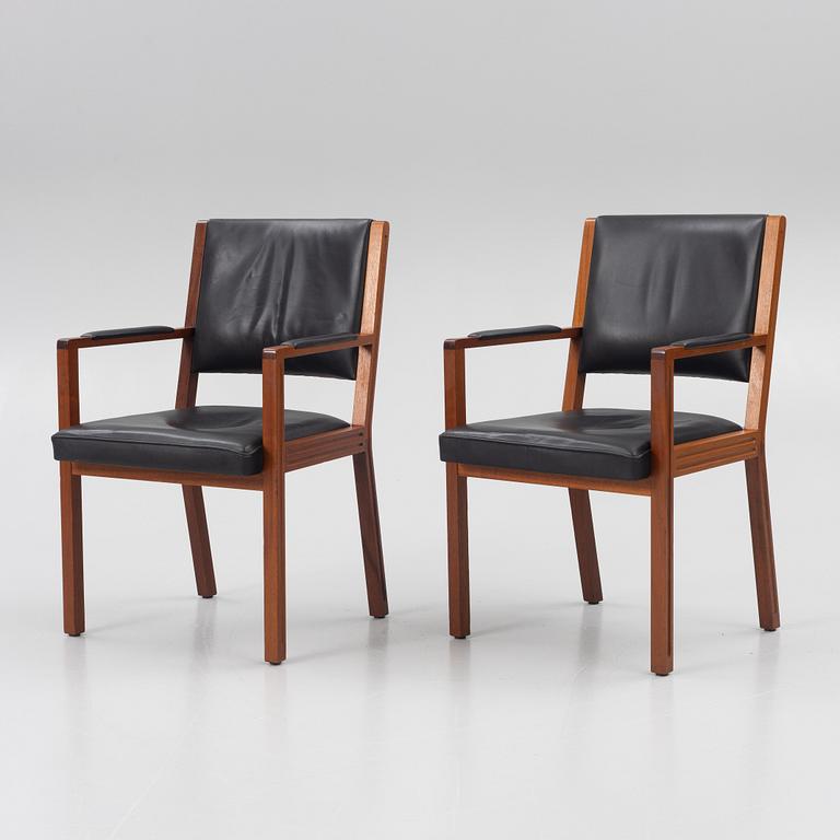 A pair of chairs, second half of the 20th Century.