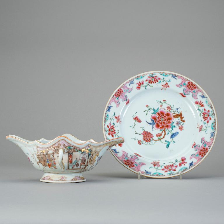 SÅSSNIPA SAMT TALLRIK. Porslin, Kina, Qianlong (1736-95).
