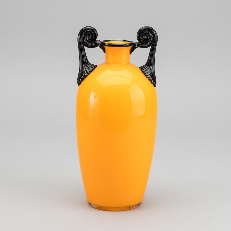 MICHAEL POWOLNY, a Tango glass vase around 1910.