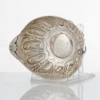 Peter Pemmer, kåsa, silver, Sala (verksam 1716-1725).