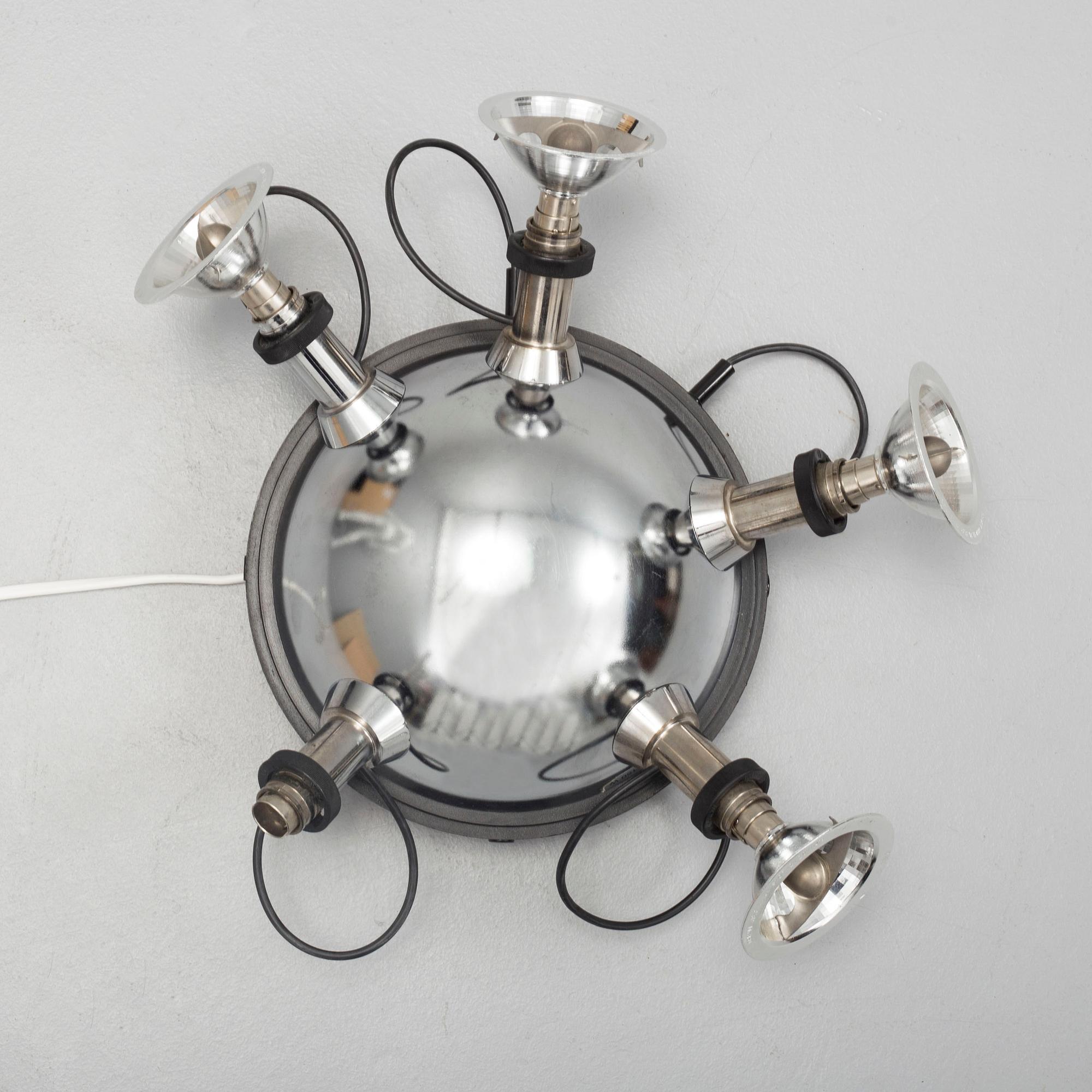 BENGT KÄLLGREN & PER SUNDSTEDT, a 'Trix Transformator ceiling light from Zero.