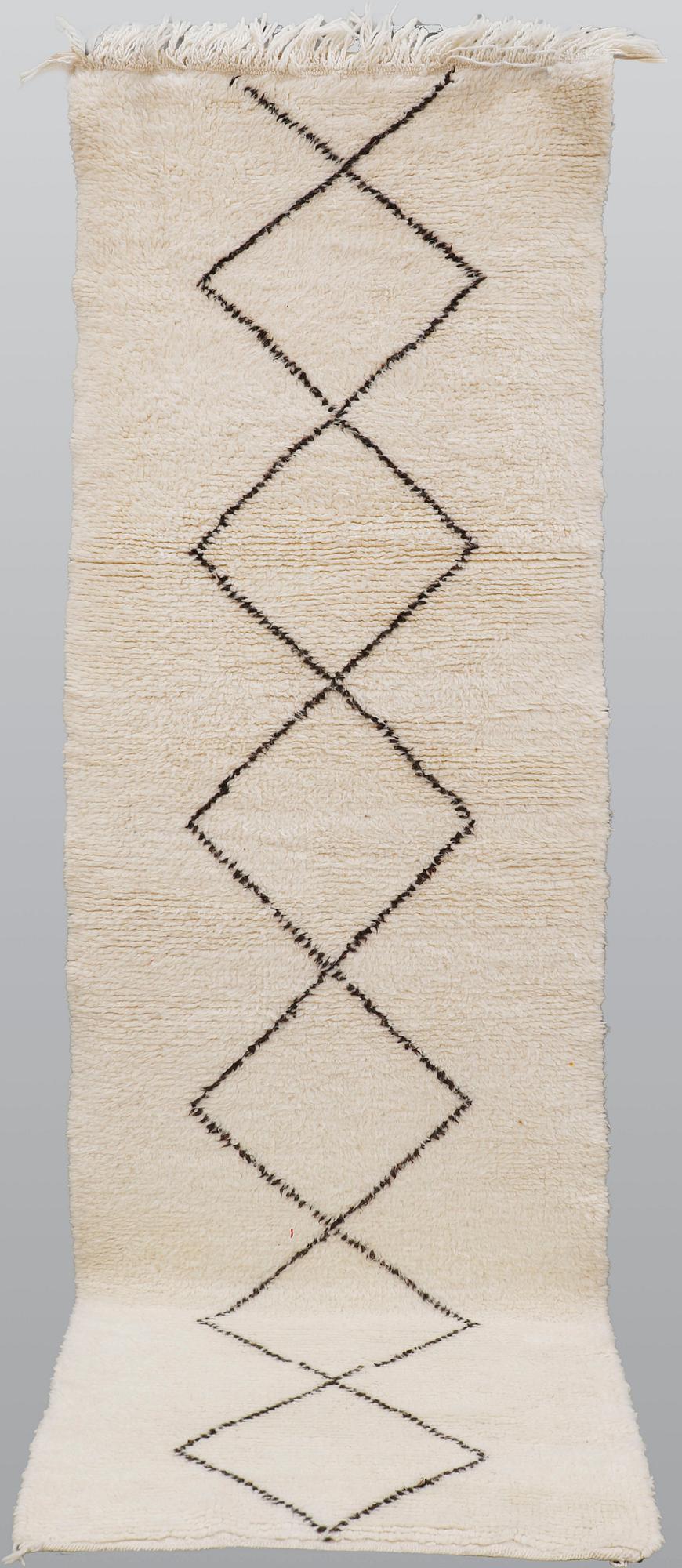 A runner, Morocco, ca 290 x 88 cm.