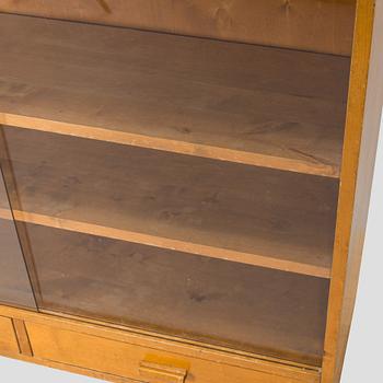 A 1940s.bookcase.