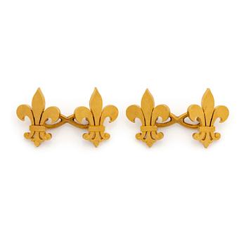 493A. Tiffany & Co a pair of cufflinks in 18K gold, Fleur-de-lis.