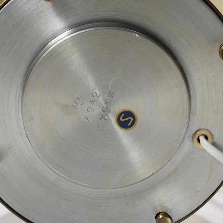 Harald Notini, a model '6942' table lamp from Arvid Böhlmarks Lampfabrik, Sweden, 1930's.