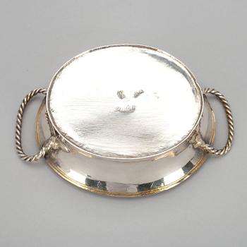 KULHO, hopeaa, Venäjä 1790-luku. Epäselvät leimat.