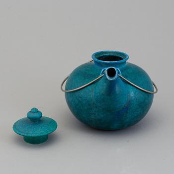 a 1980's stoneware teapot, by Gösta Grähs, Rörstrand.