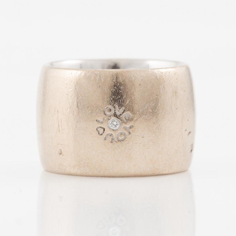Ole Lynggaard ring 18K white gold set with a round brilliant-cut diamond, "Love you".