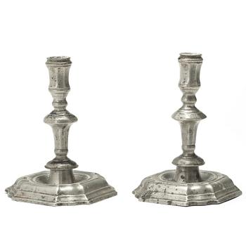 A PAIR OF PEWTER CANDLESTICKS by Anders Hedenbom, Örebro 1734.