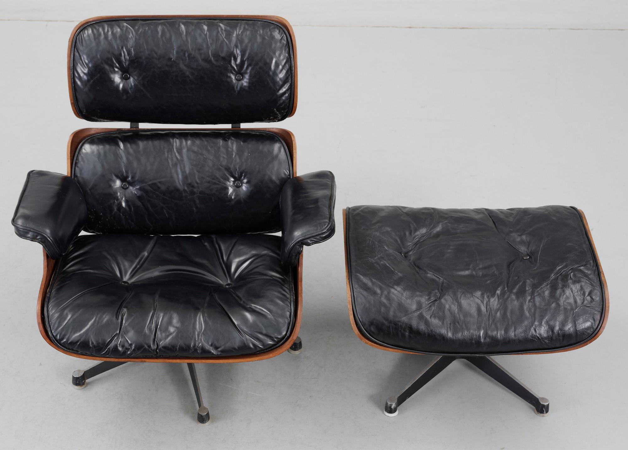 FÅTÖLJ MED FOTPALL, "Lounge Chair", Charles & Ray Eames, Herman Miller. Första upplagan 1956.